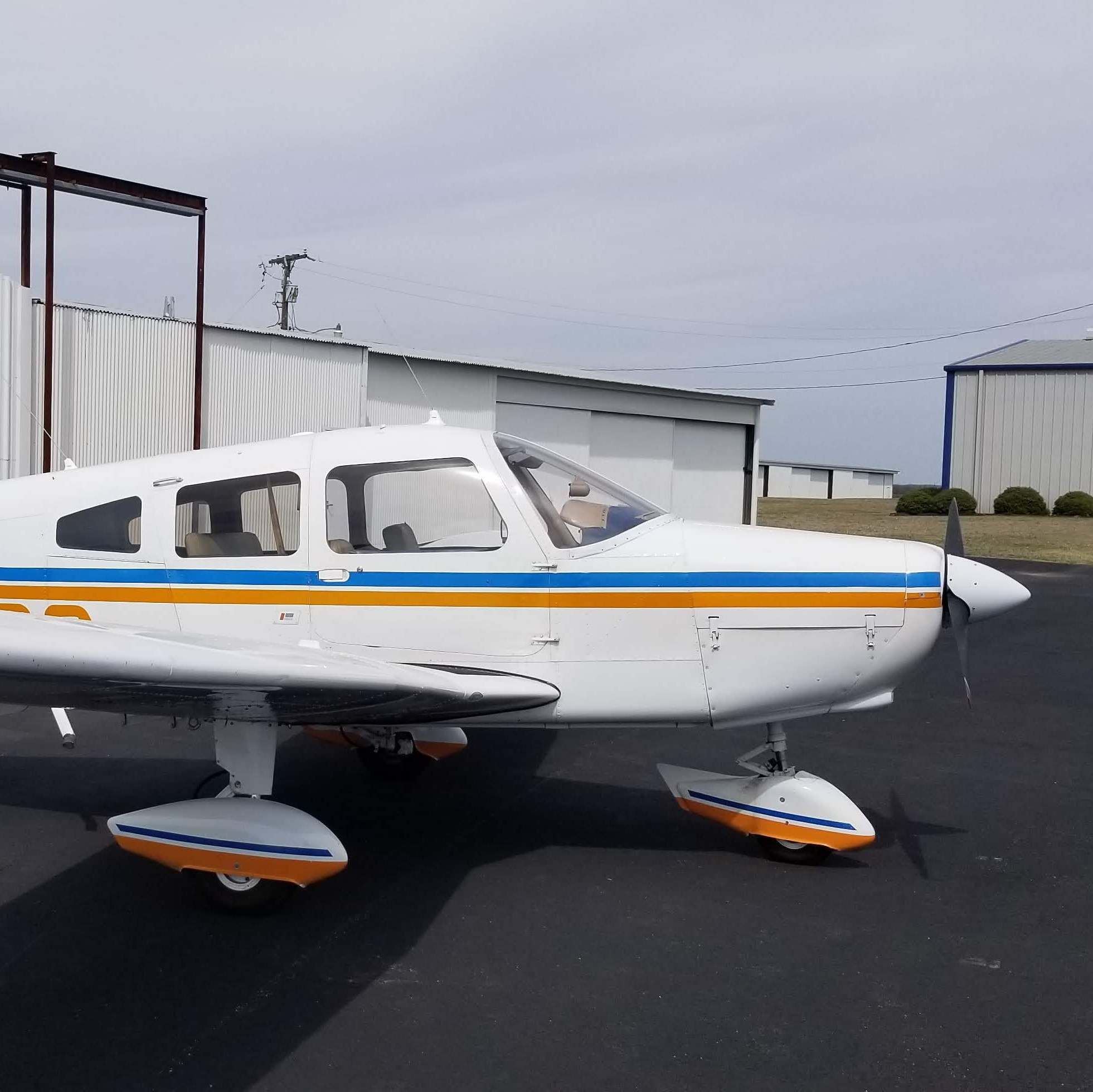 Piper PA-28-151 Warrior N8786C – IFR-equipped trainer at KCPT Flyers